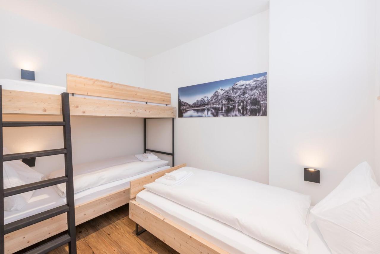 Randolins Familienresort St. Moritz Exteriör bild