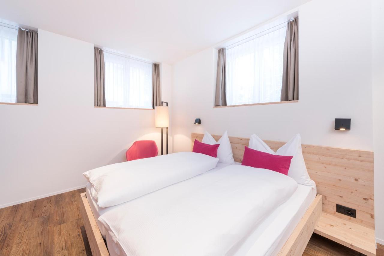 Randolins Familienresort St. Moritz Exteriör bild