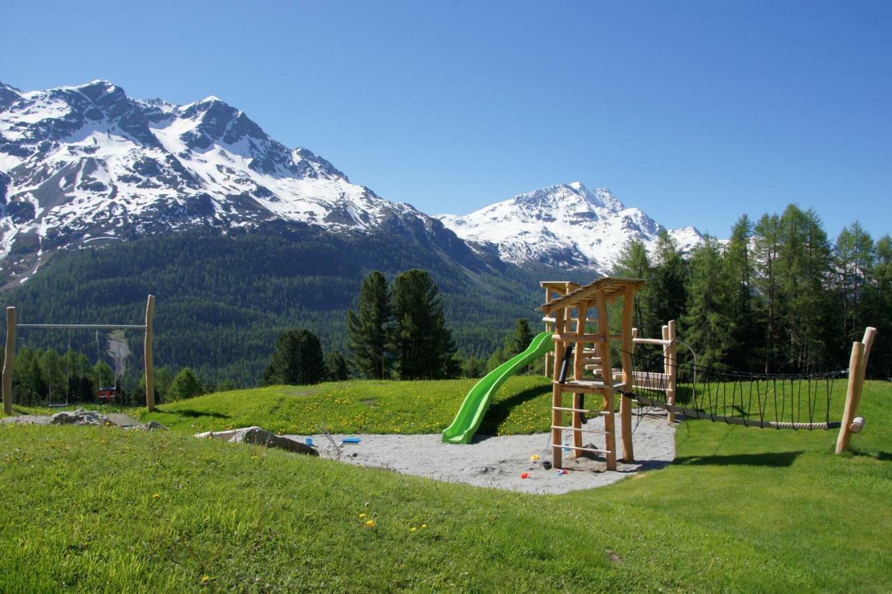 Randolins Familienresort St. Moritz Exteriör bild